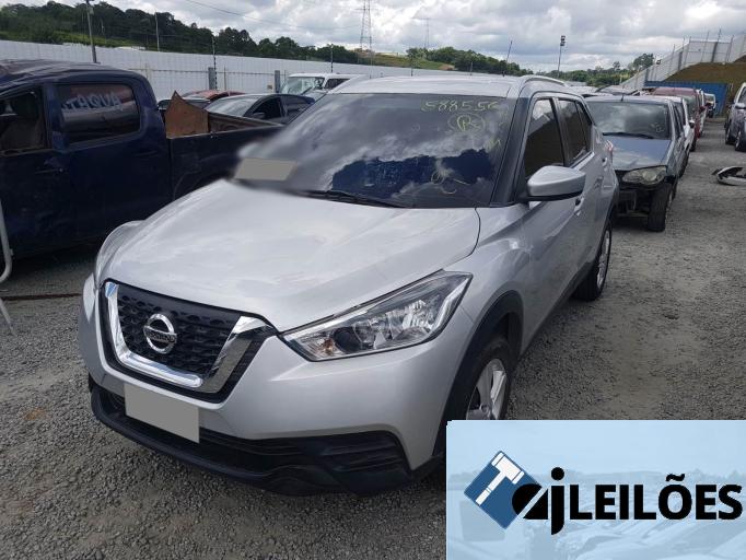 NISSAN KICKS 18/18