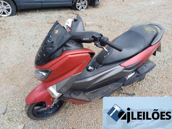 YAMAHA NMAX 19/19