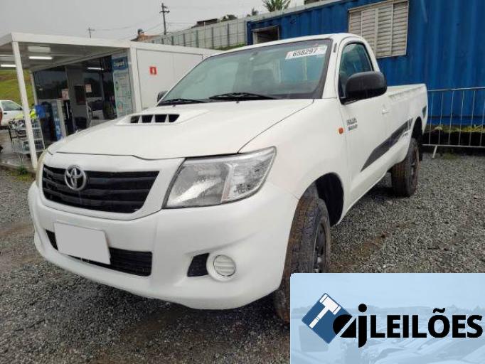 TOYOTA HILUX CS 14/15